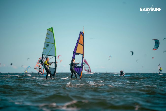 Grupowy Kurs Windsurfingu w Chałupach